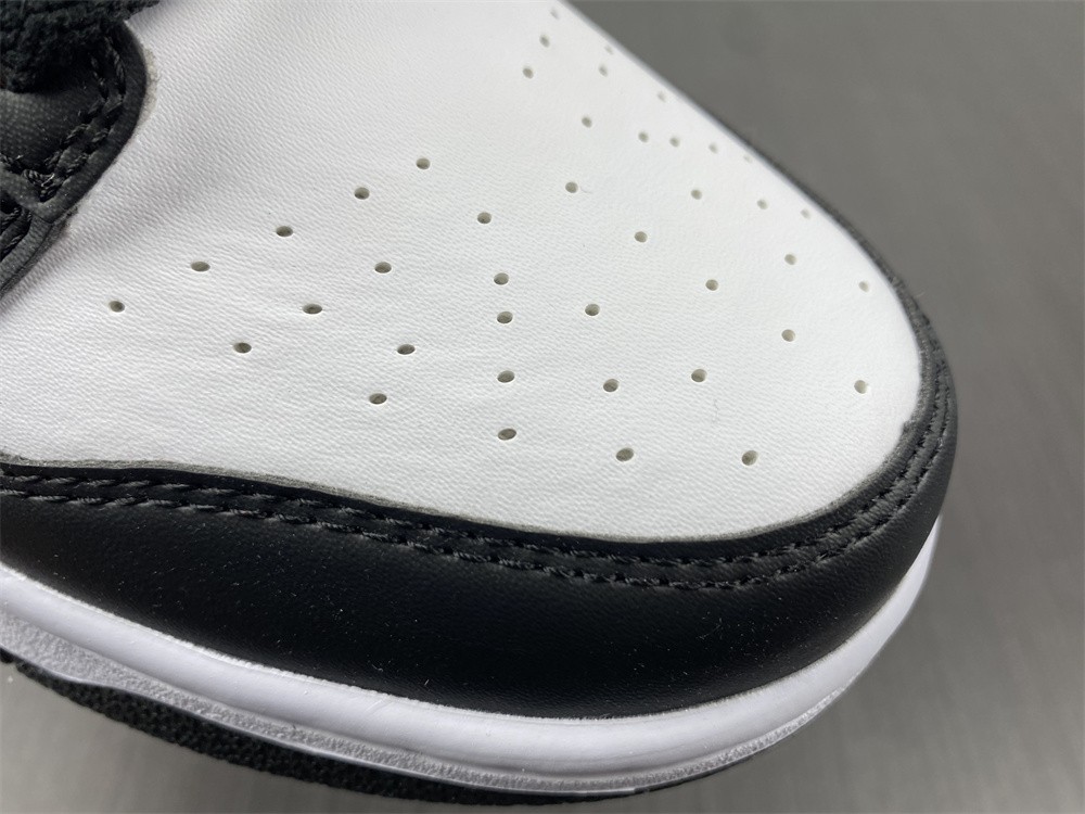 Nike Dunk Low Next Nature White Black