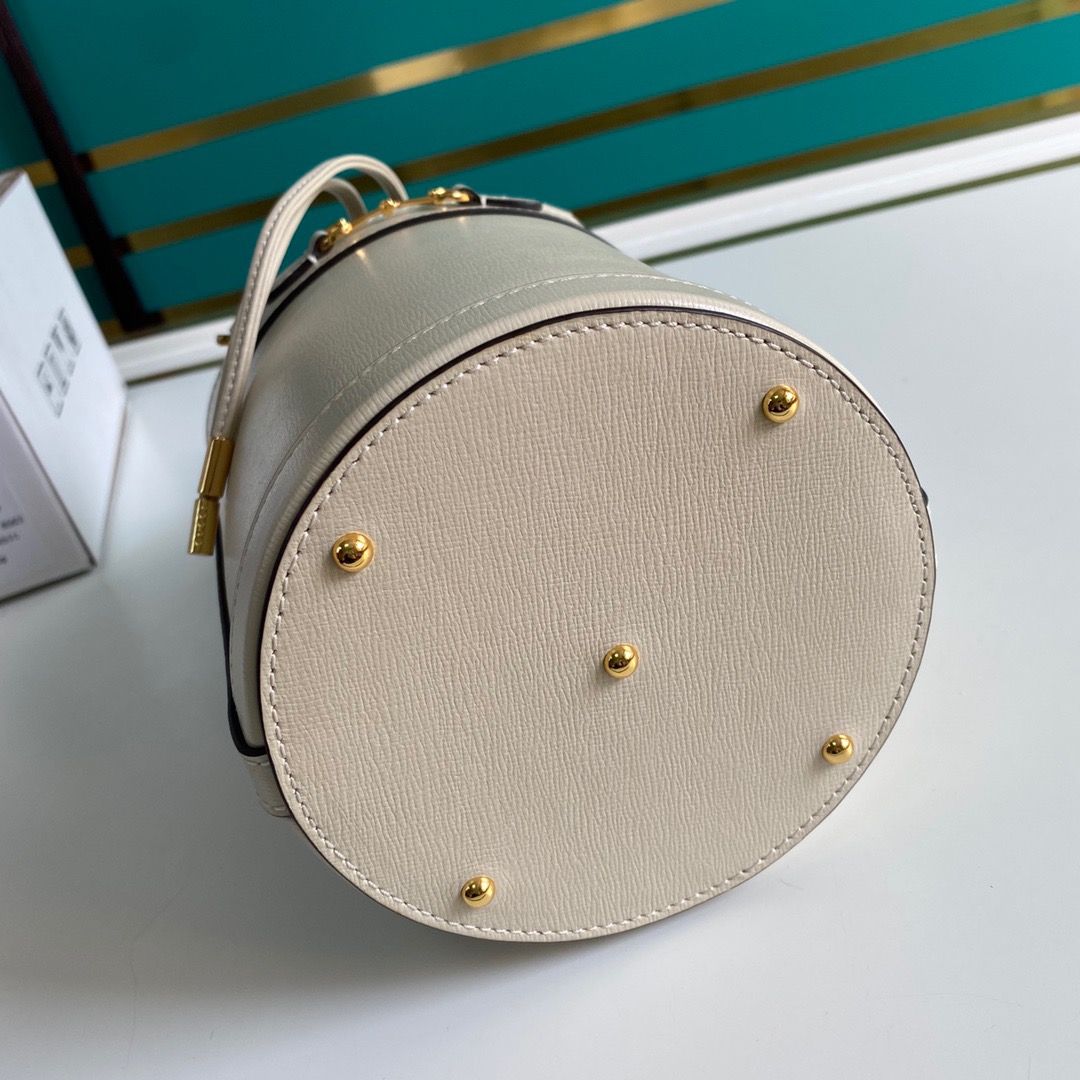 Gvc*1 Horsebit shoulder bag 002