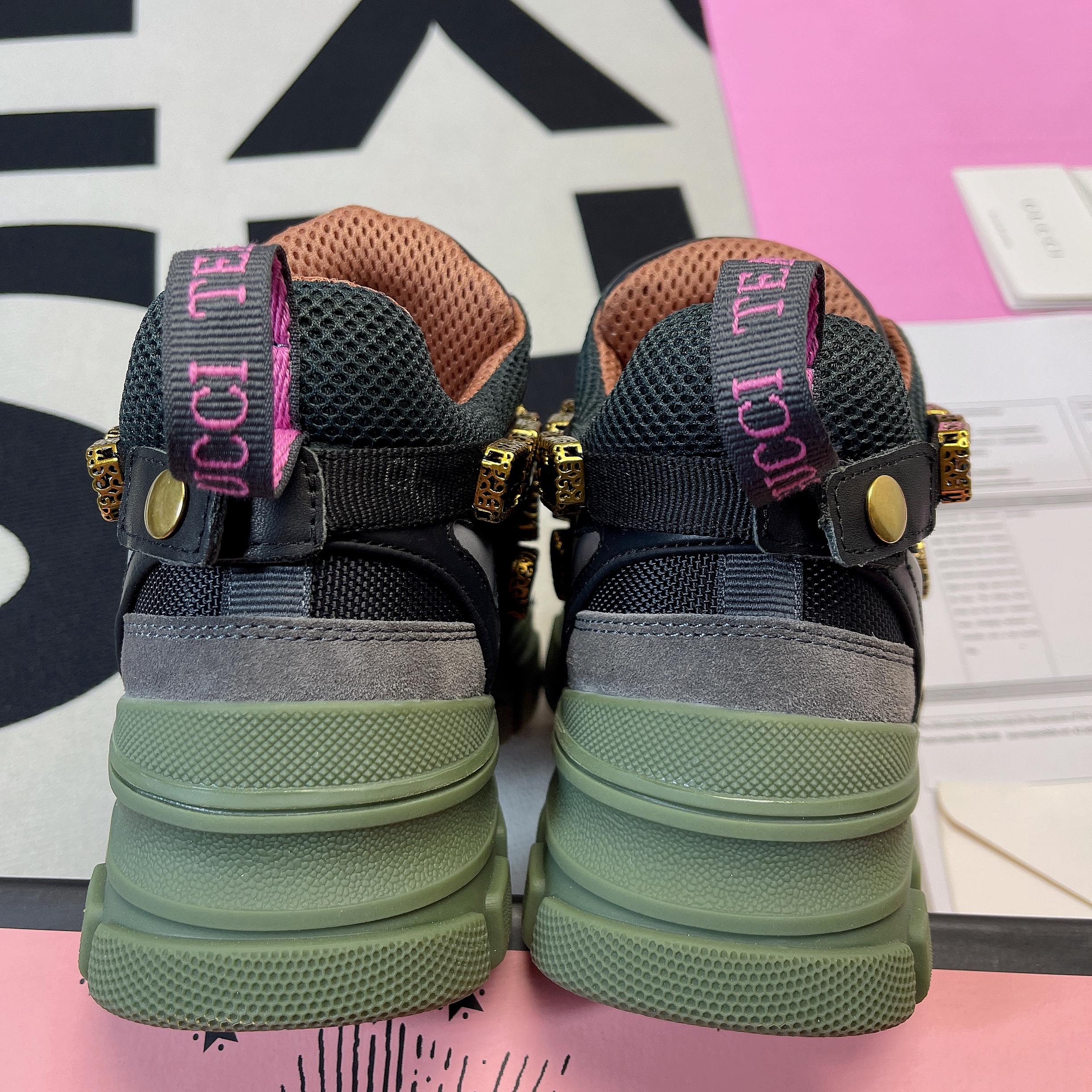 Gvc*1 Flashtrek Sneakers