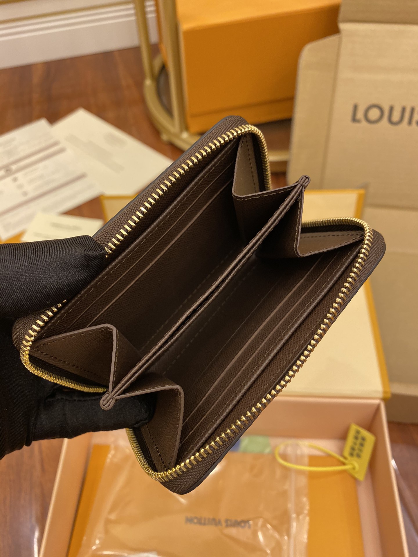 LV ZIPPY COIN WALLET N60213