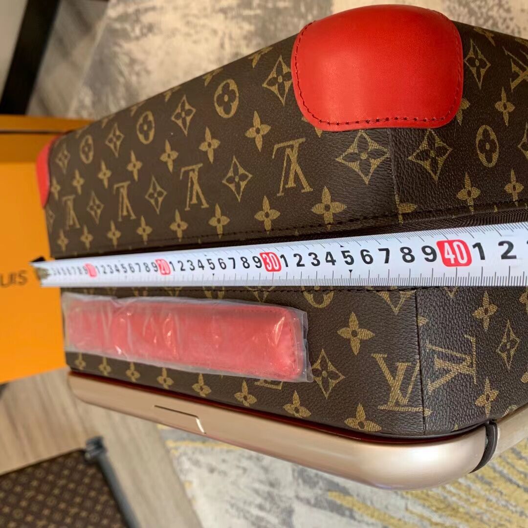 L0vis Vvtt0n Luggage Red
