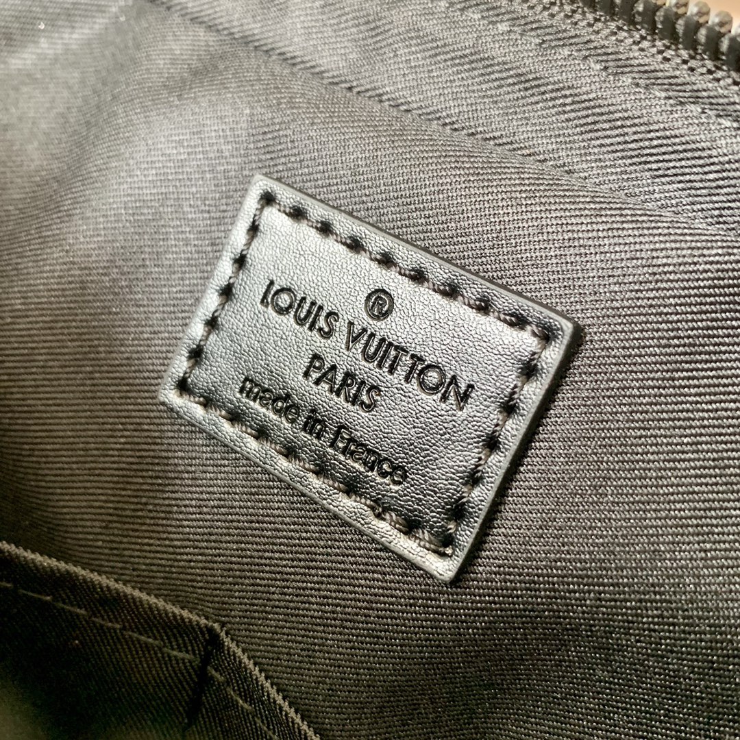 L0vis Vvtt0n Duo Messenger Monogram Shadow Bag
