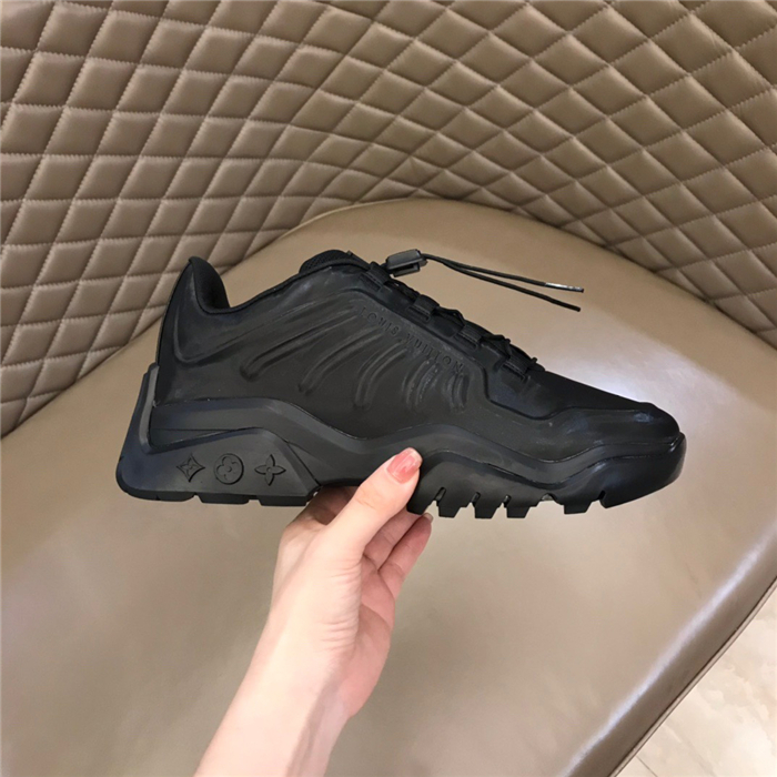 L0vis Vvtt0n Sneakers 012