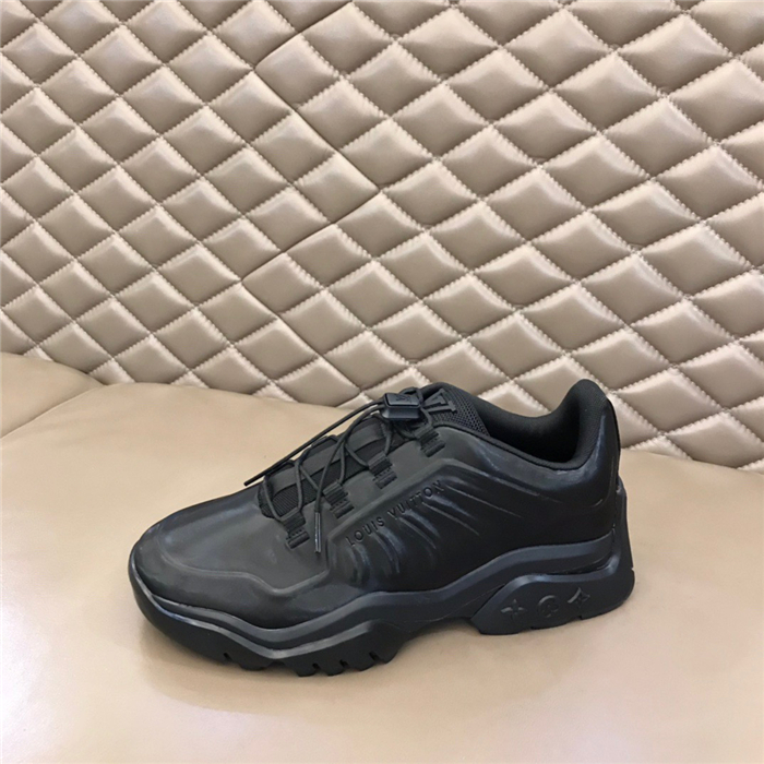 L0vis Vvtt0n Sneakers 012