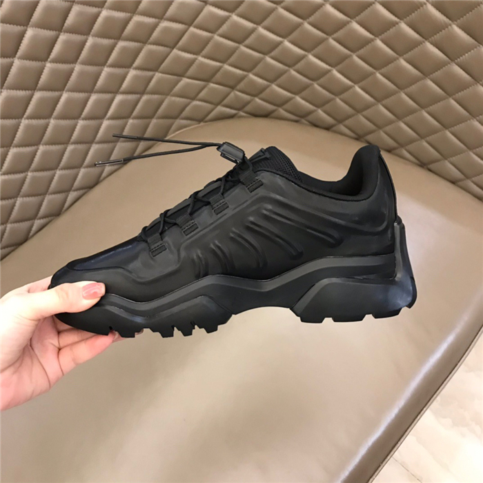 L0vis Vvtt0n Sneakers 012
