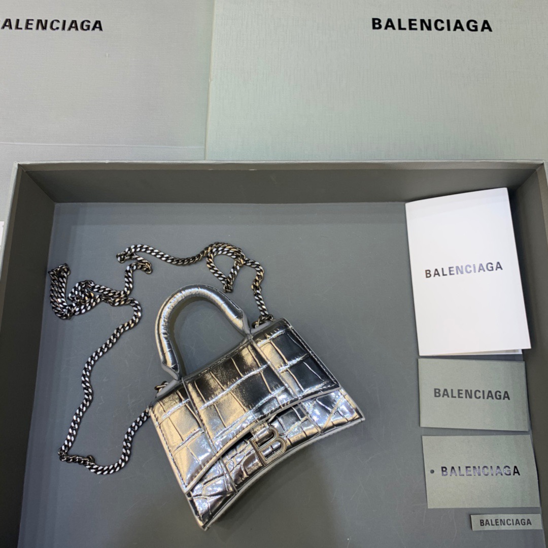 Ba1en*iaga Hourglass Mini Bag 12cm