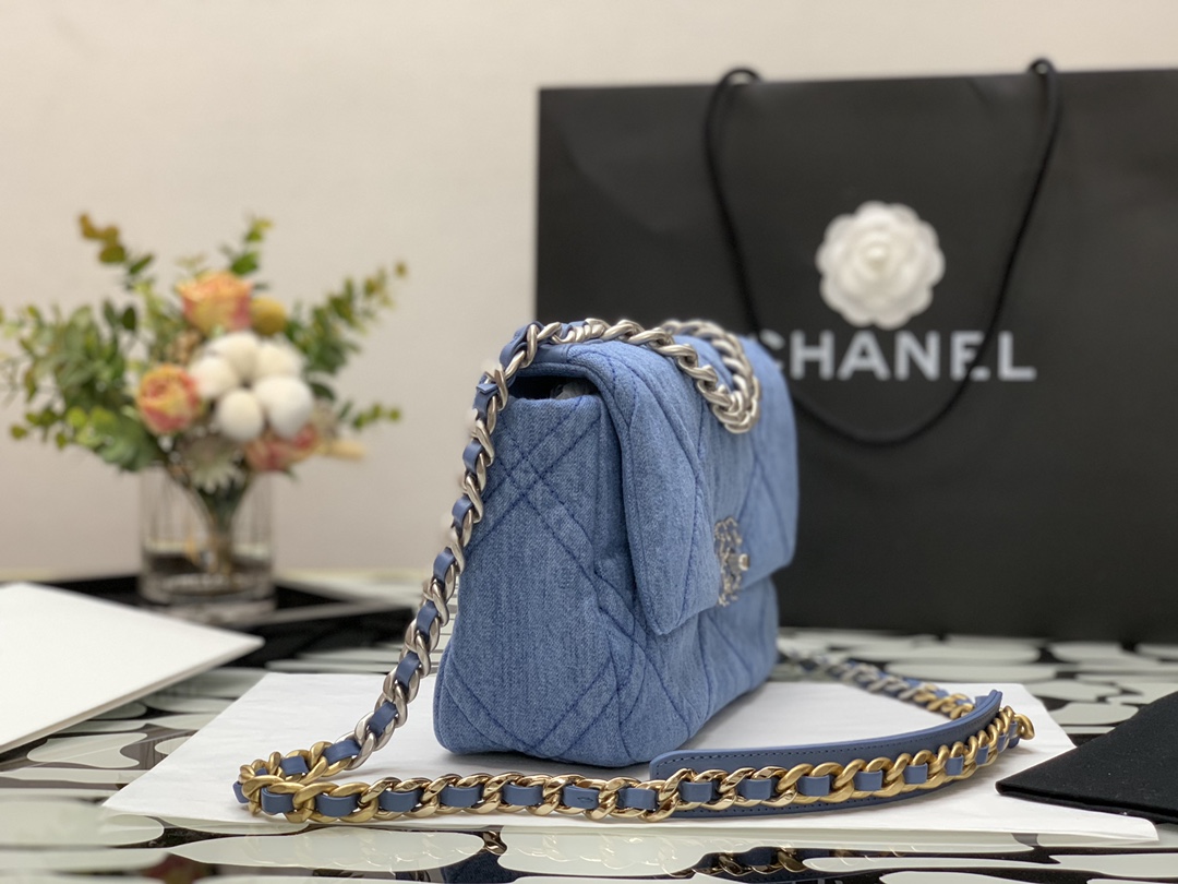 Ch**el 19 Bag 26cm