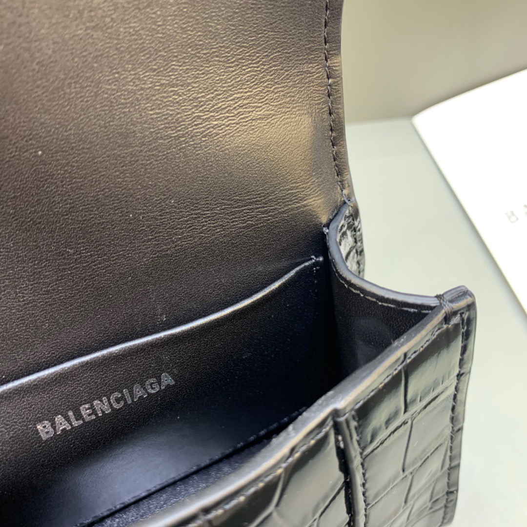 Ba1en*iaga Hourglass Mini Bag 12cm black