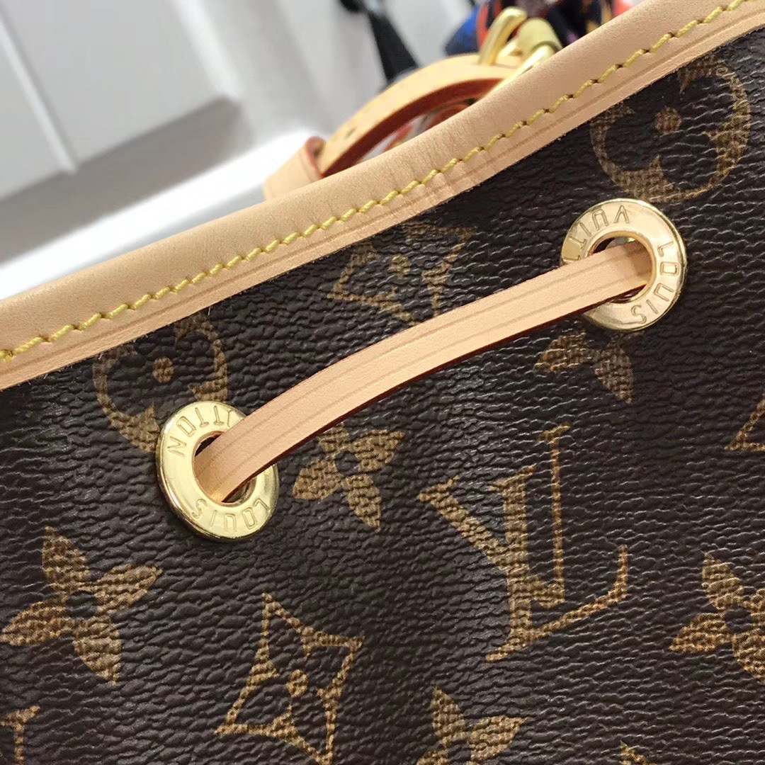 L0vis Vvtt0n NOE BAG M42224
