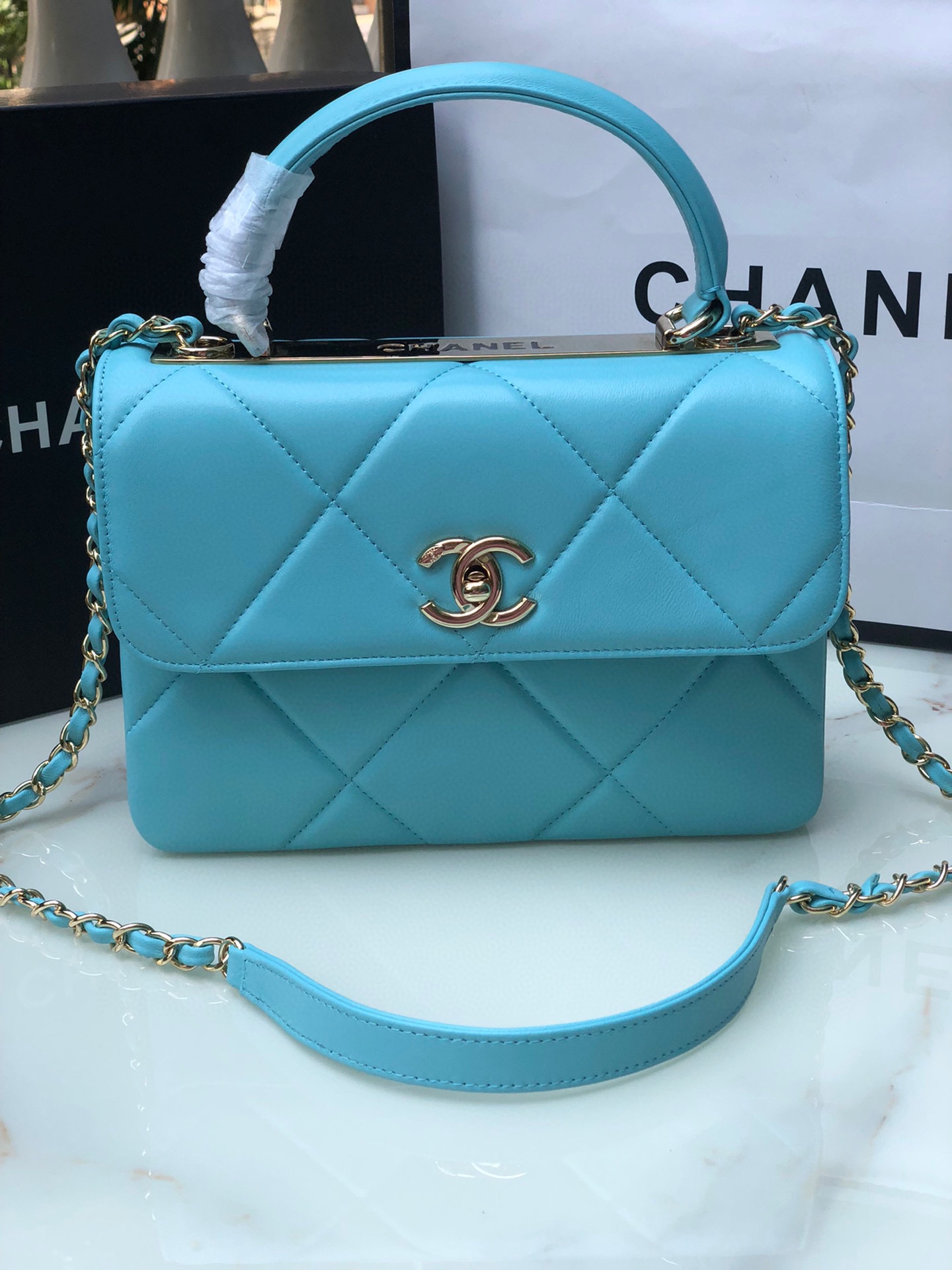 Ch**el Trendy CC Handbag 25cm