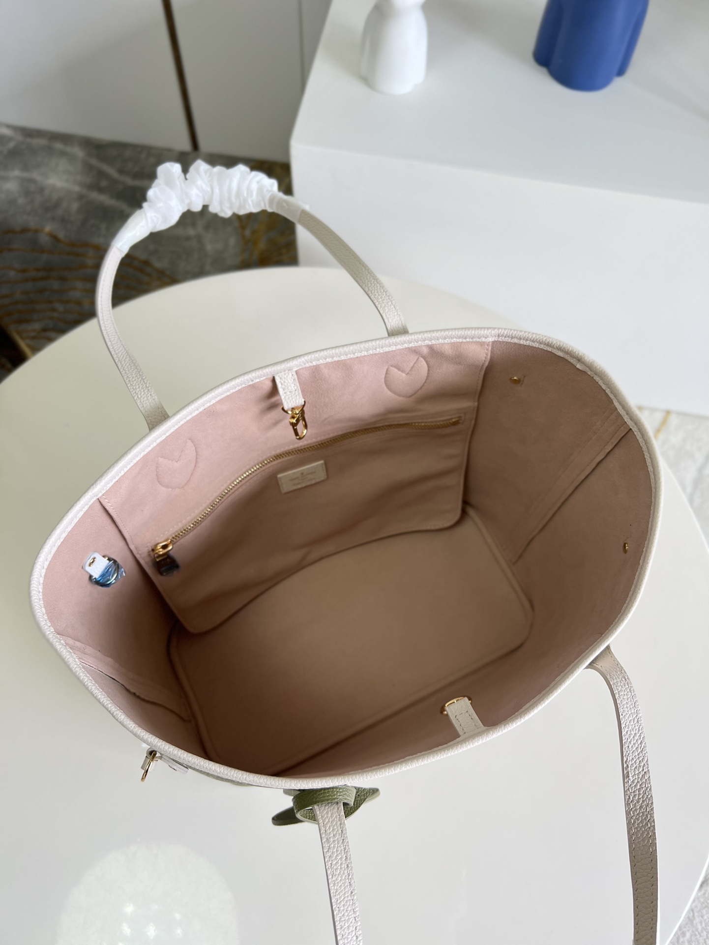 L0vis Vvtt0n Spring in the city Neverfull MM M46102