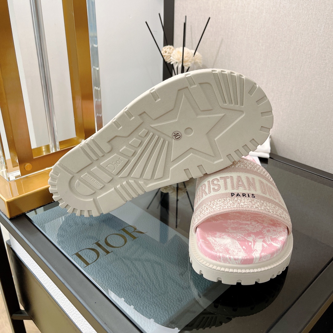D10r Sandals Pink