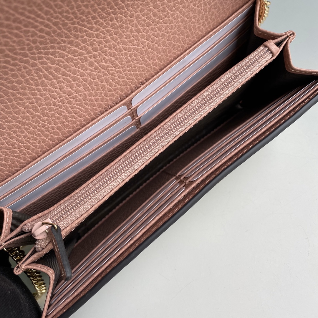Gvc*1 Shoulder Bag 001