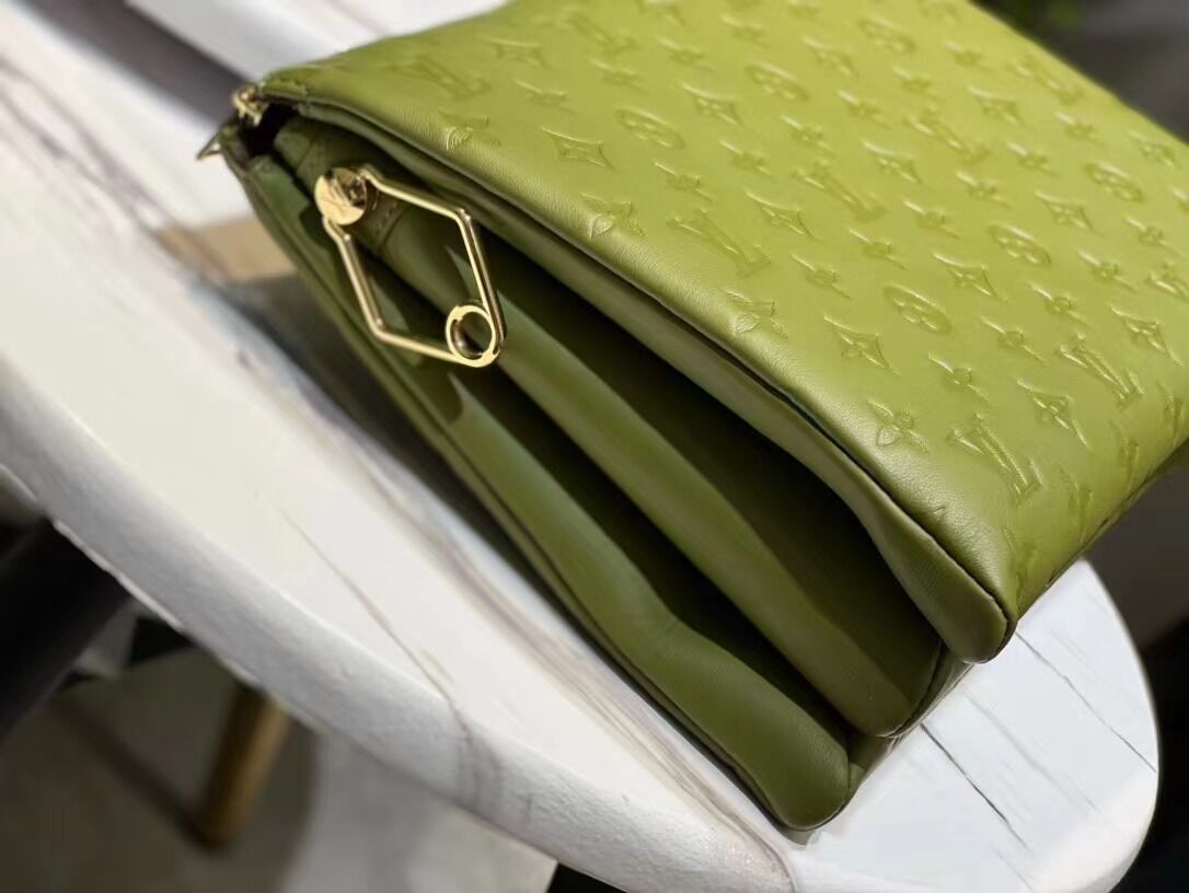 L0vis Vvtt0n Coussin Bag 26cm