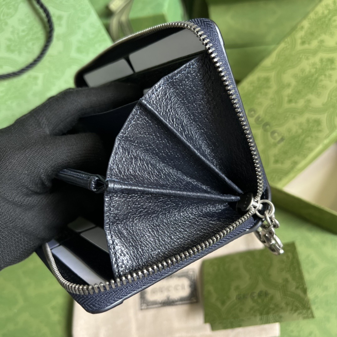 Gvc*1 Ophidia GG zip around wallet