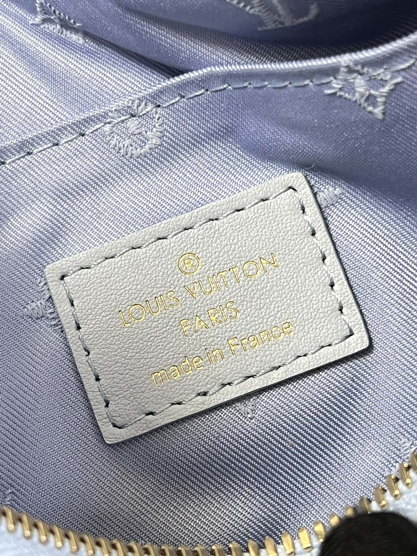 L0vis Vvtt0n Over The Moon bag M59825