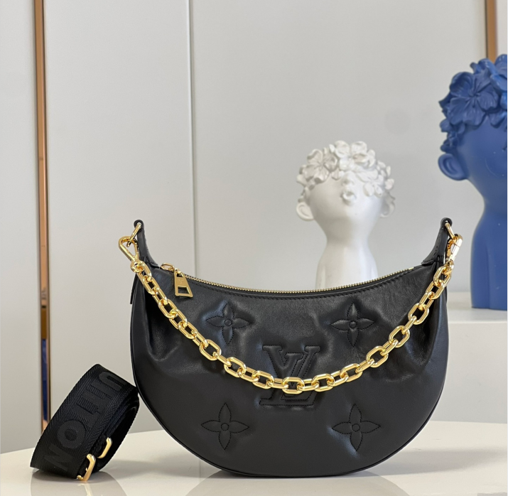 L0vis Vvtt0n Over The Moon bag
