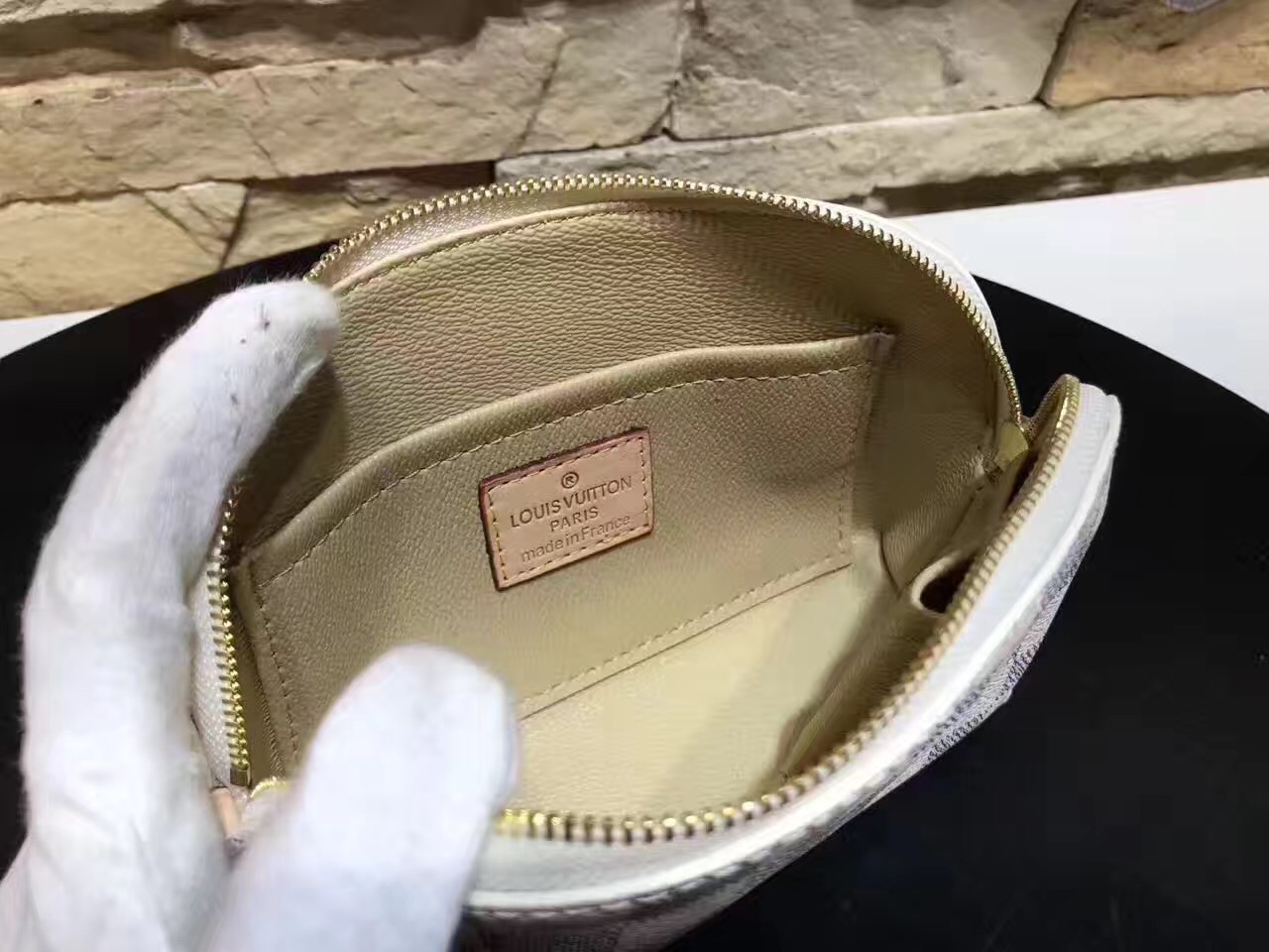 LV Cosmetic Bag M47515
