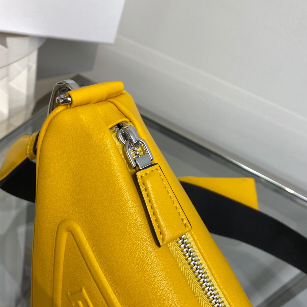 Pra*a Triangle leather shoulder bag