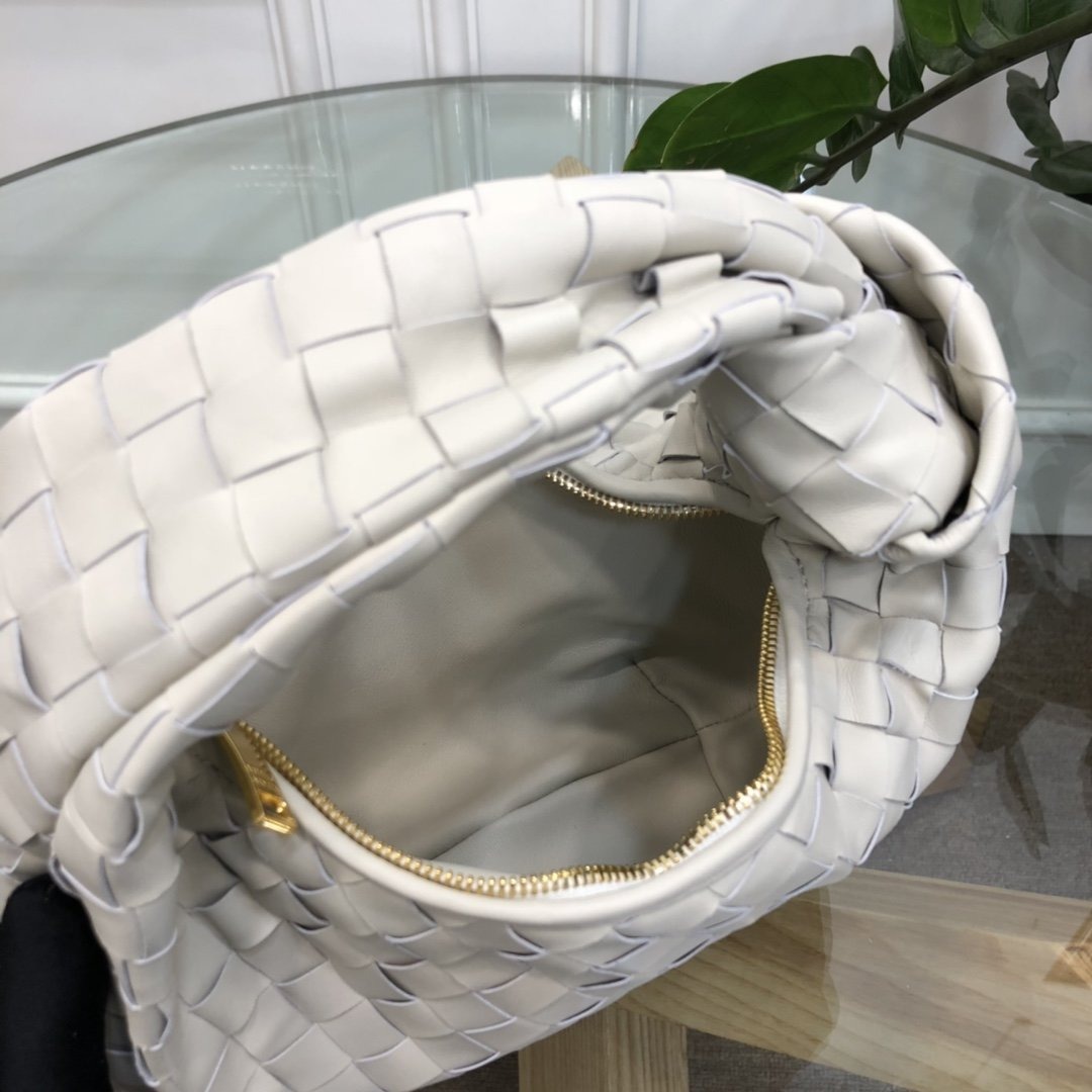 B0tt*ga Ven*ta bag white 23cm