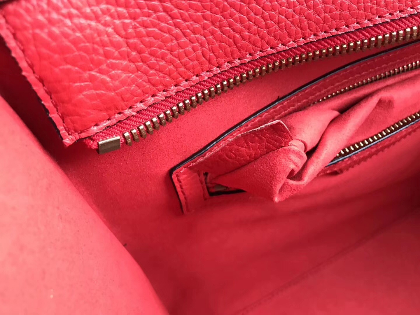 Ce1i*e Micro Luggage Calfskin Handbag Red