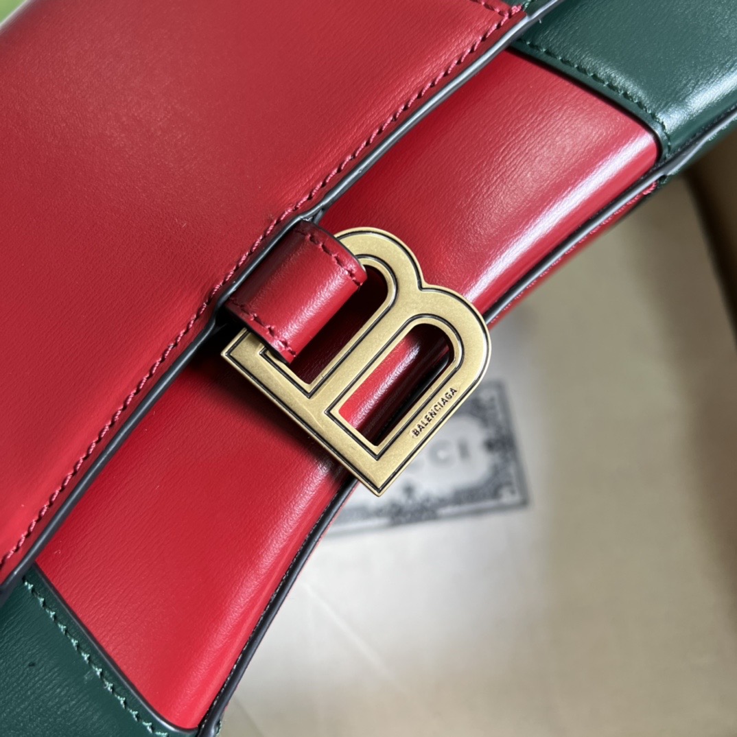 Gvc*1 Hacker Project small hourglass bag