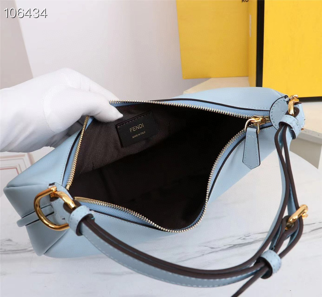 F**di praphy bag 29cm