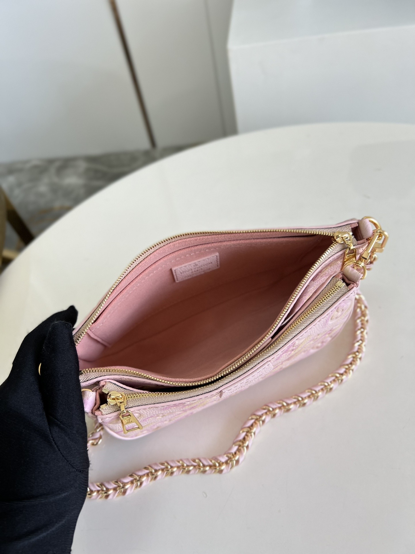 LV MULTI POCHETTE ACCESSOIRES Pink M46093