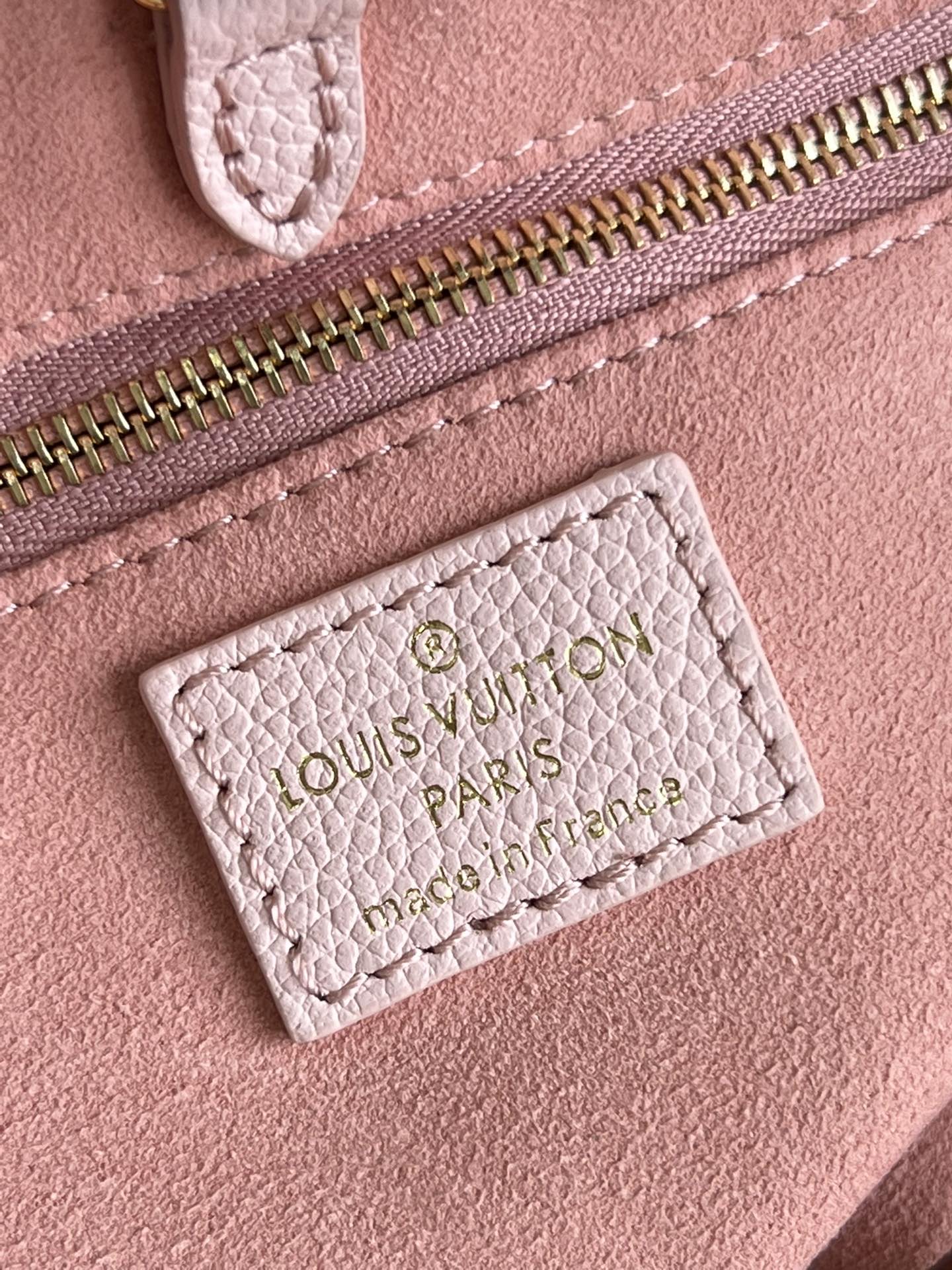LV ONTHEGO PM BAG Pink M46168