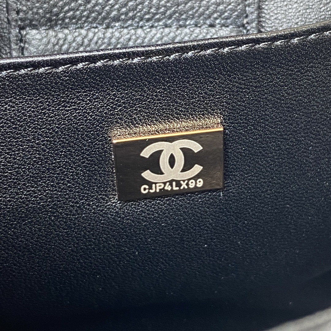 Ch**el Shoulder bag black AS3716