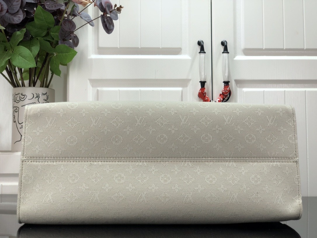 LV ONTHEGO GM 41CM M20815