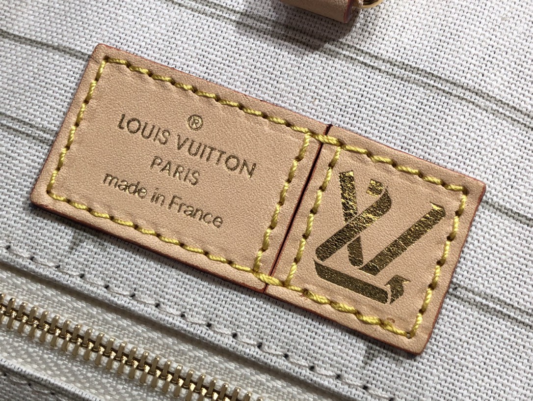 LV ONTHEGO GM 41CM M20815