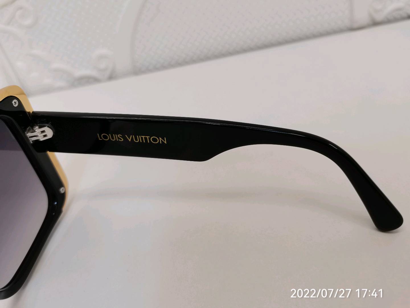 LV glasses