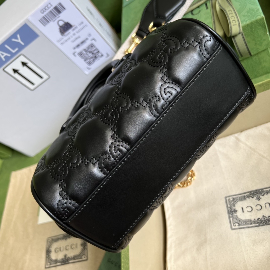 Gvc*1 matelasse leather top handle bag