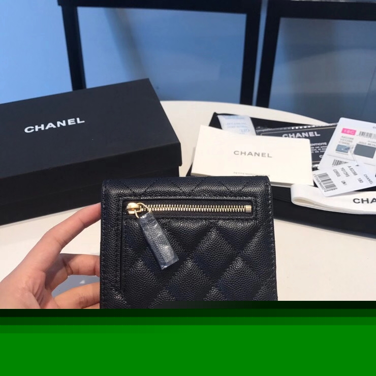 Ch**el WALLET A82288