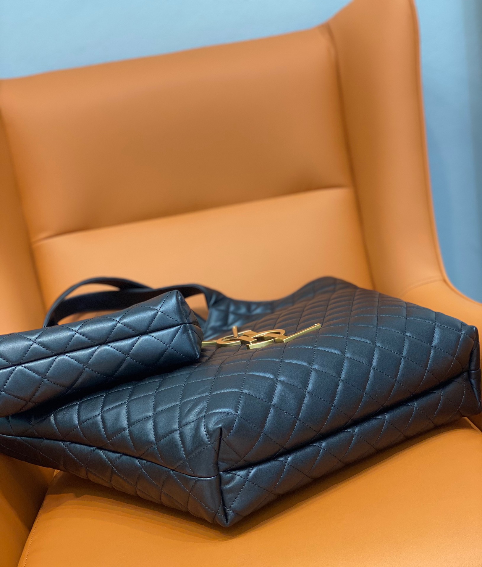 Bagsaaa Y51 ICARE TOTE Black