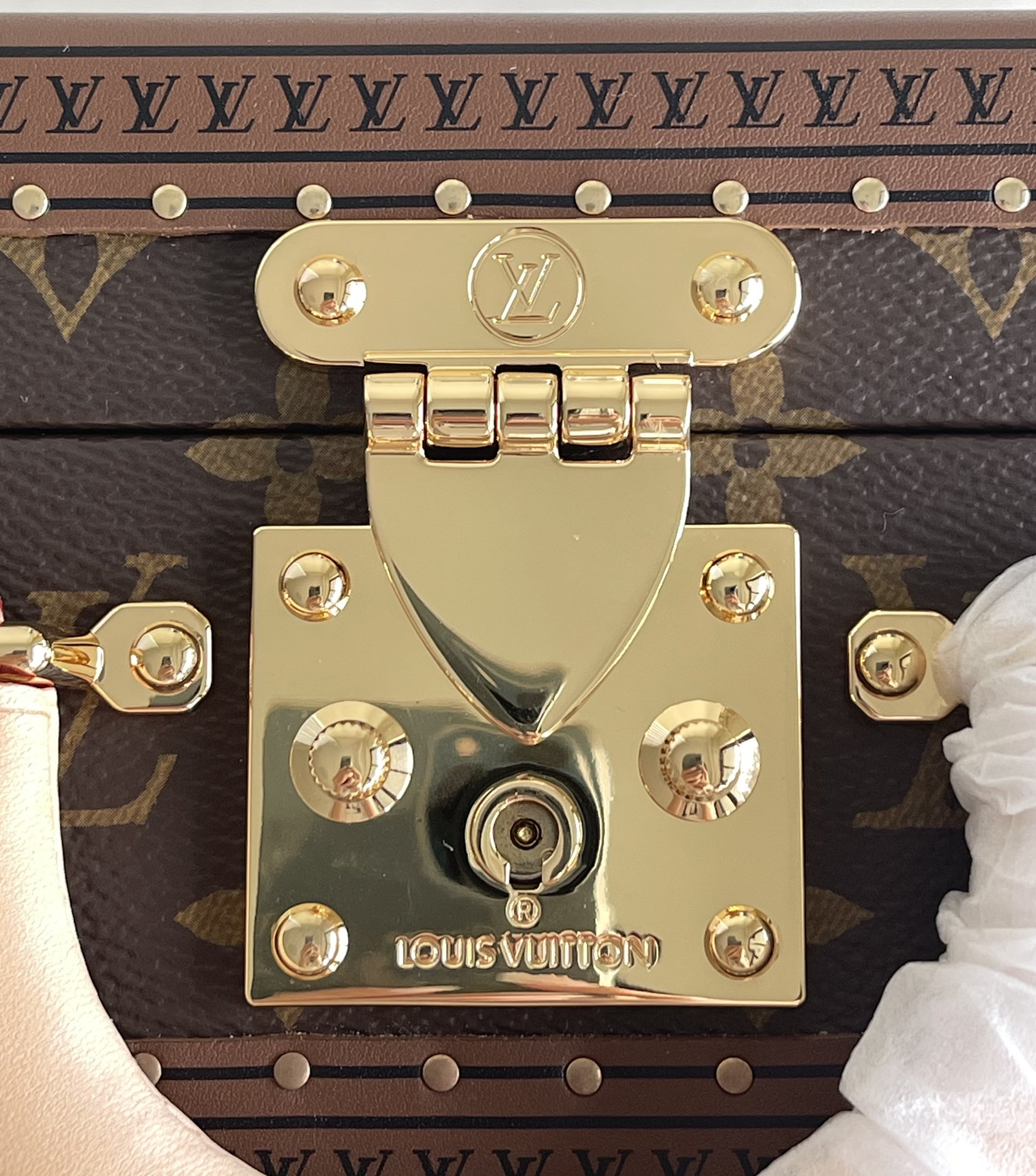 L0vis Vvtt0n M45675 Valisette Tresor Box Bag