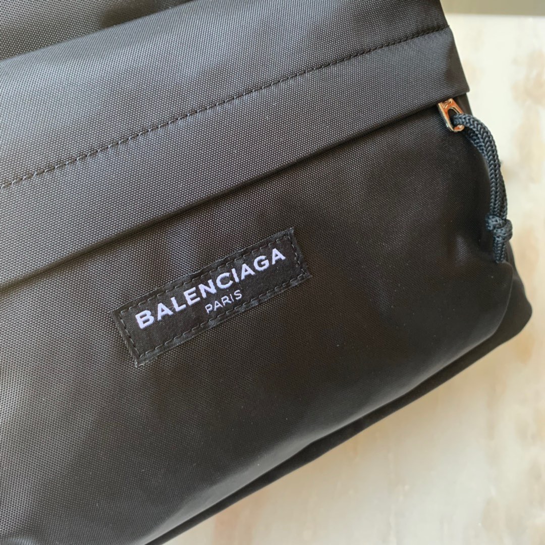 Ba1en*iaga Backpack