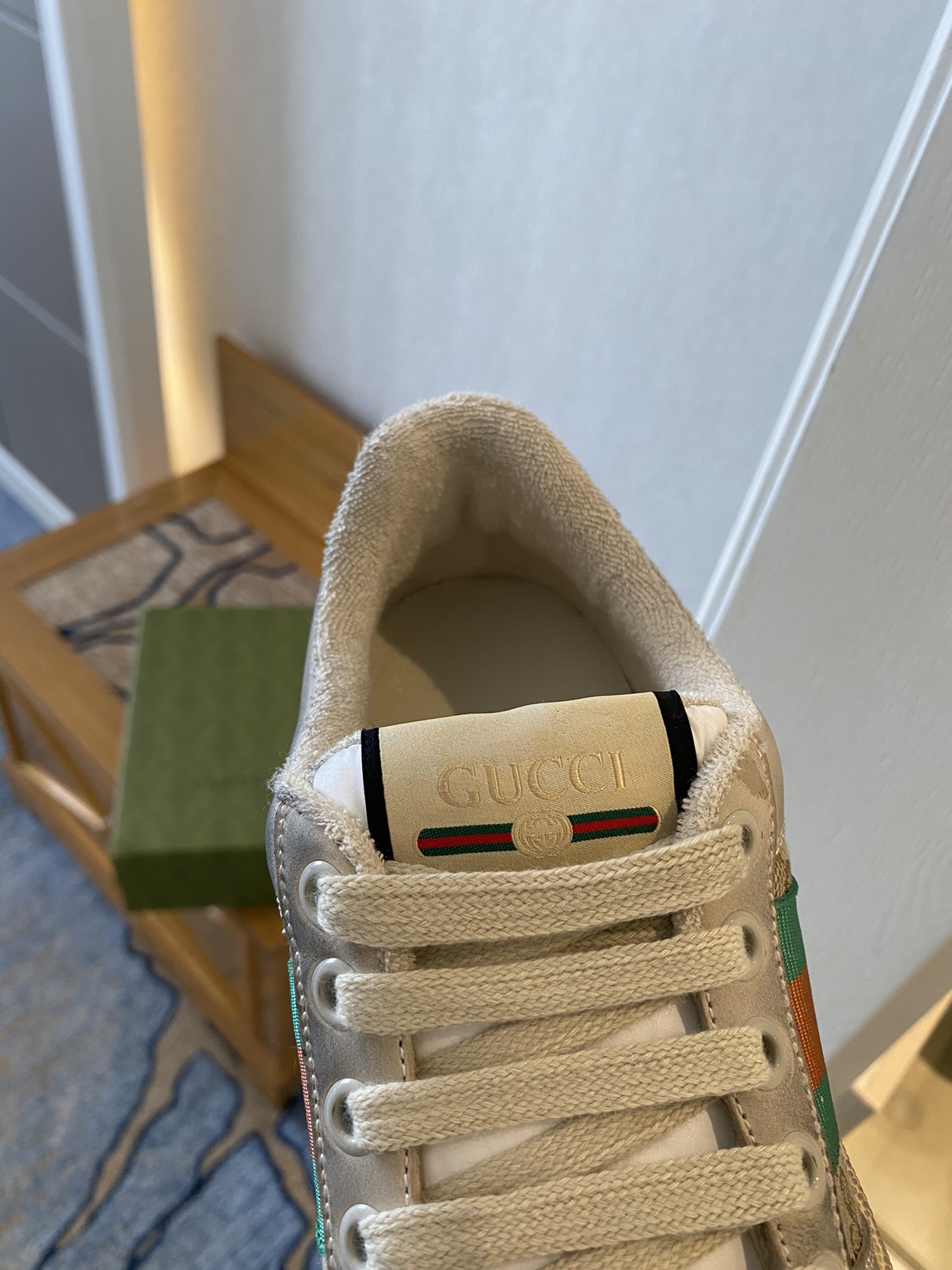 Gvc*1 Sneakers 024