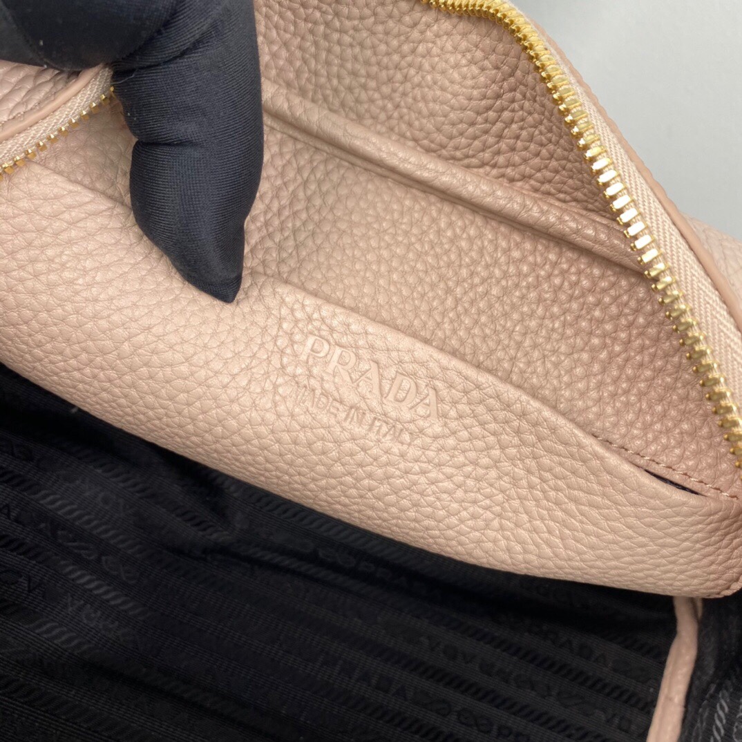 Pra*a Handle Bag 1BH078