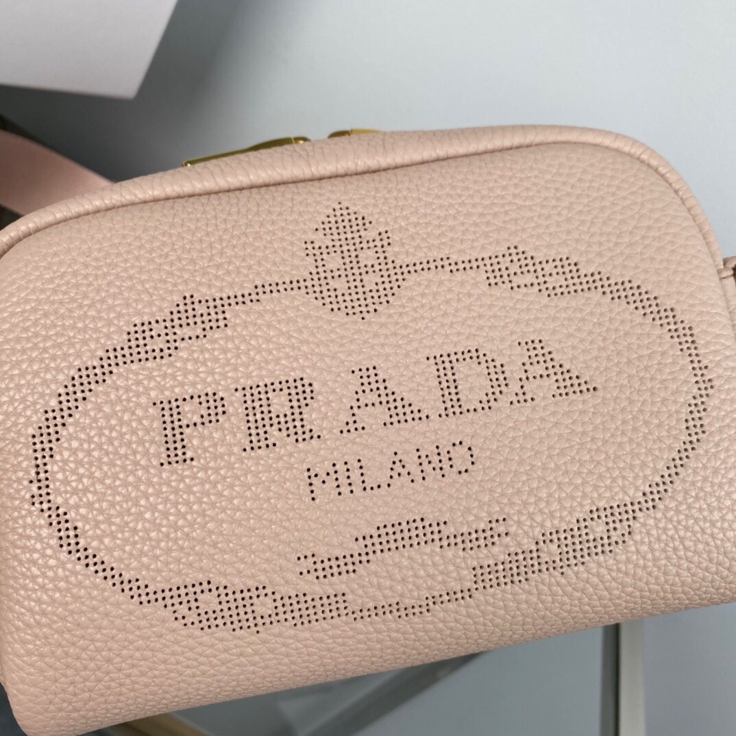 Pra*a Shoulder Bag 1BH187