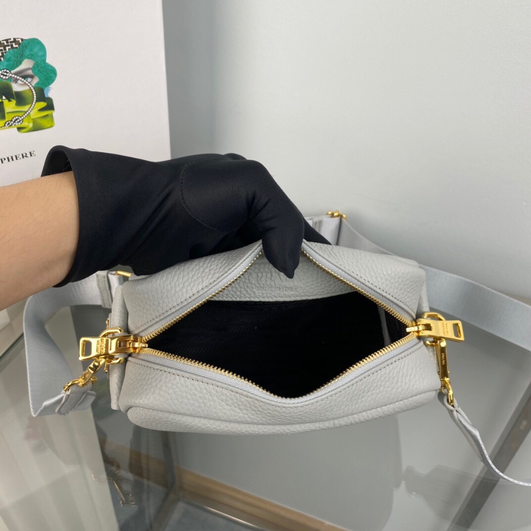 Pra*a Shoulder Bag 1BH187 02
