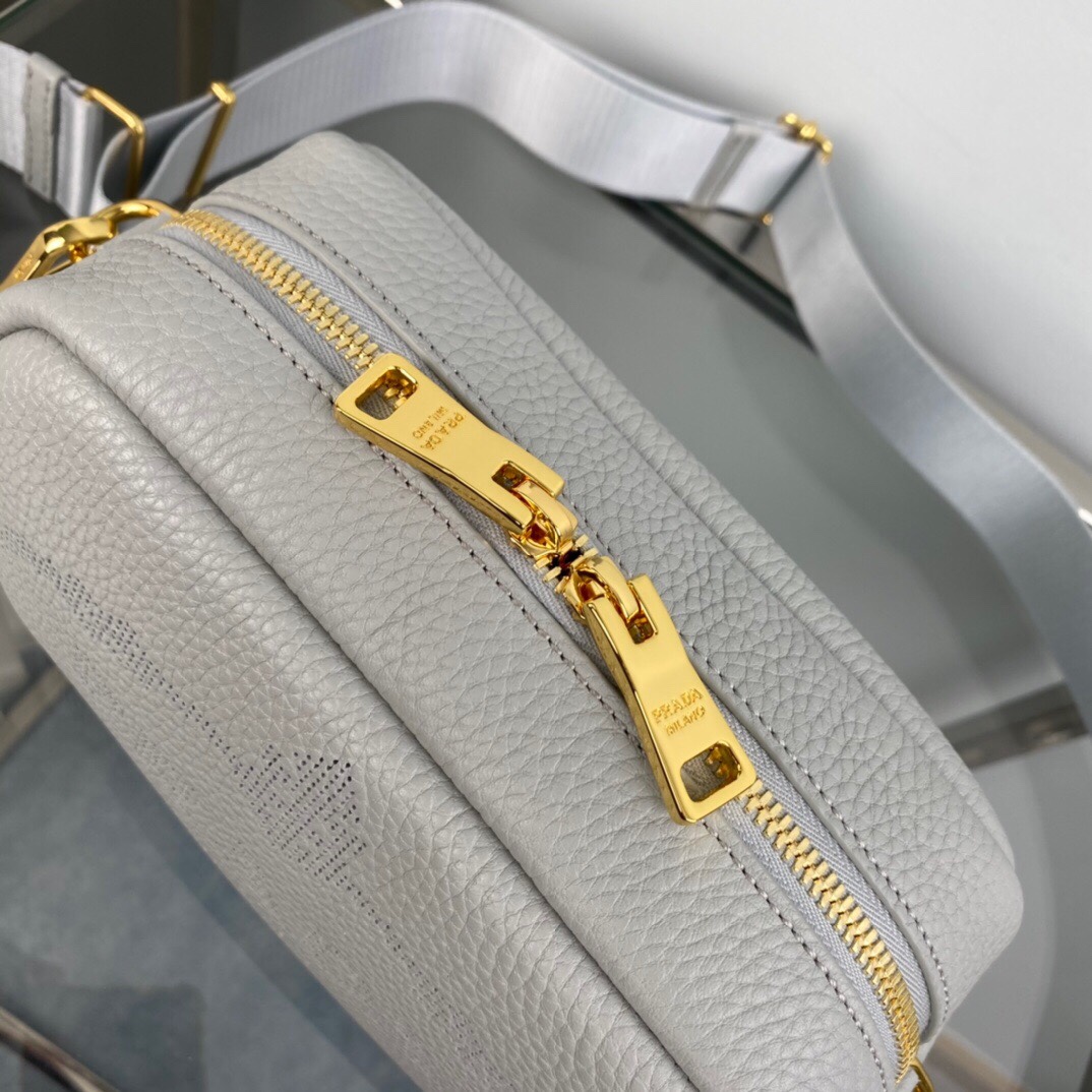 Pra*a Shoulder Bag 1BH187 02