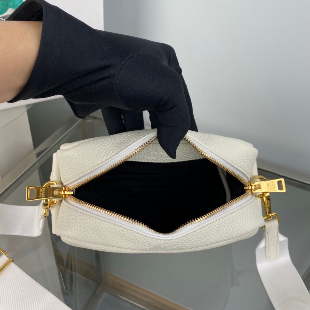 Pra*a Shoulder Bag 1BH187 03