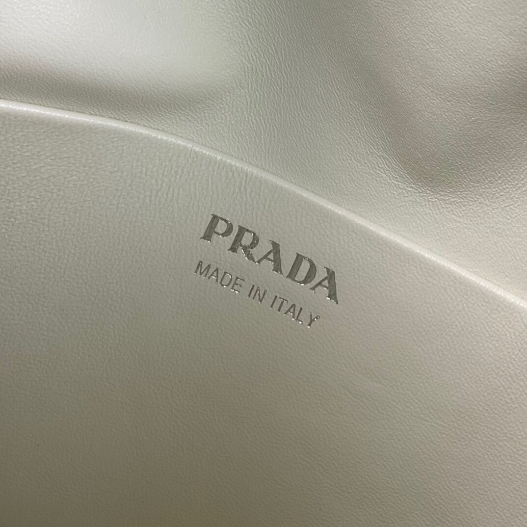 Pra*a Handle Bag 1BA366 02
