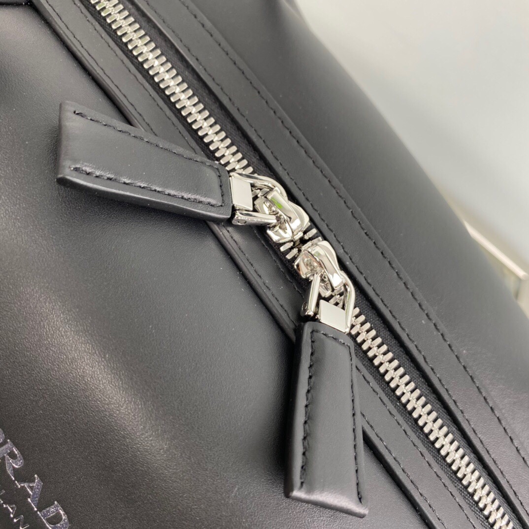 Pra*a Handle Bag 1BA366 03