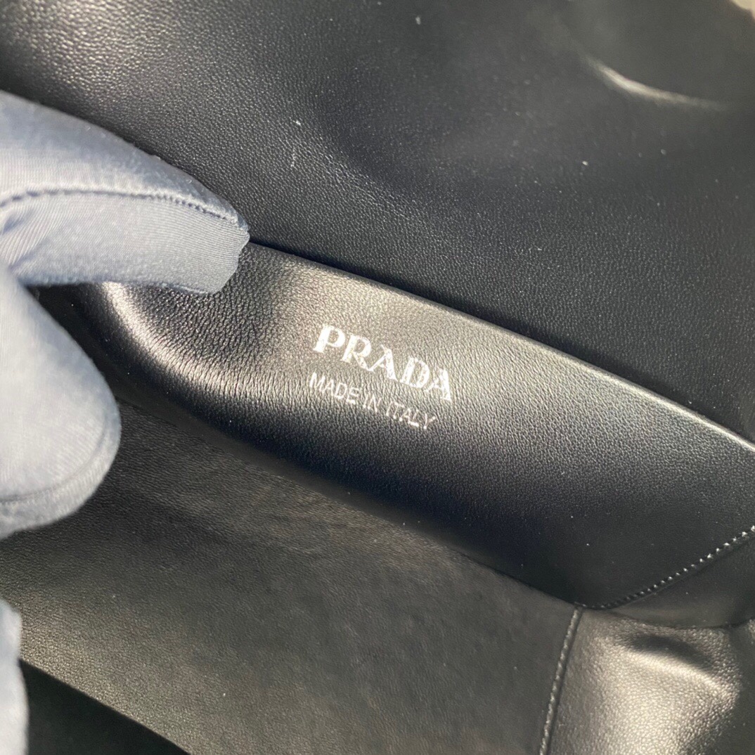 Pra*a Handle Bag 1BA366 03