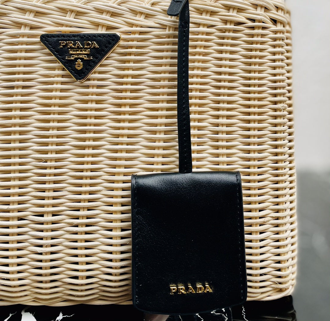 Pra*a Bucket Handle Bag 1BG835
