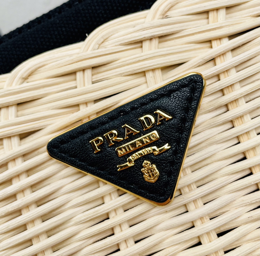 Pra*a Bucket Handle Bag 1BG835
