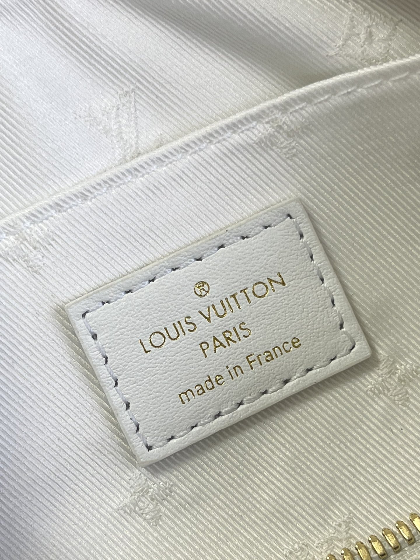 L0vis Vvtt0n Papillon BB Handbag M59827